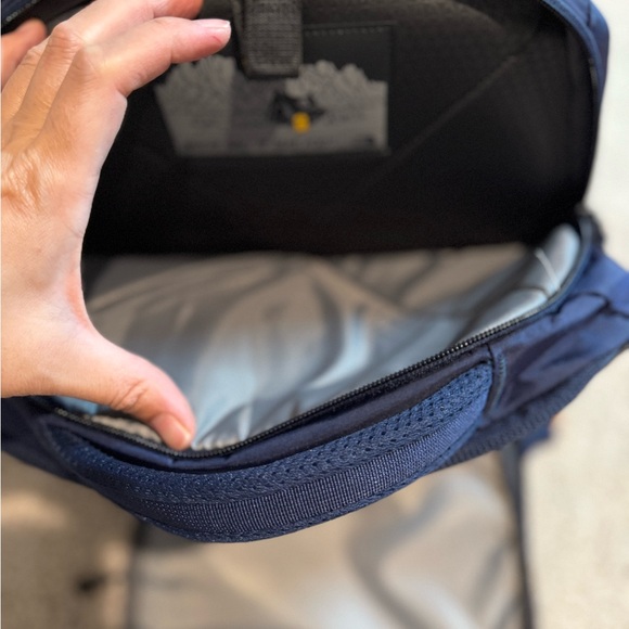 The North Face Unisex Borealis Day Travel Hike Student Backpack - 28L - Picture 5 of 5